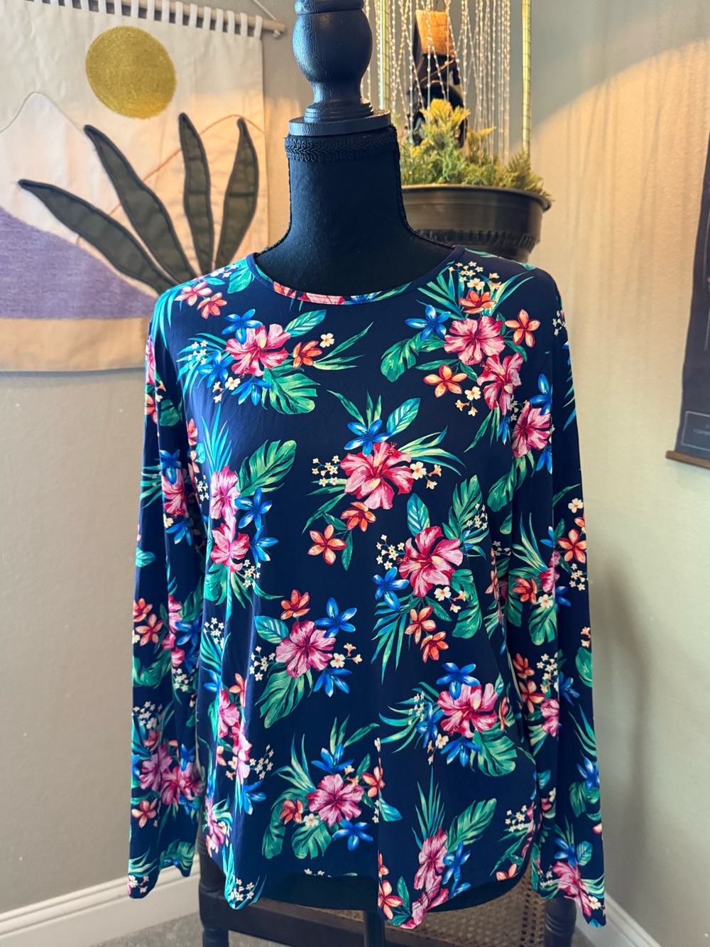 Lands End Deep Sea Navy Rosella  Floral Long Sleeve Rashguard